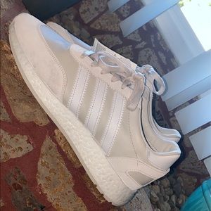 Adidas shoes i-5923 size 11